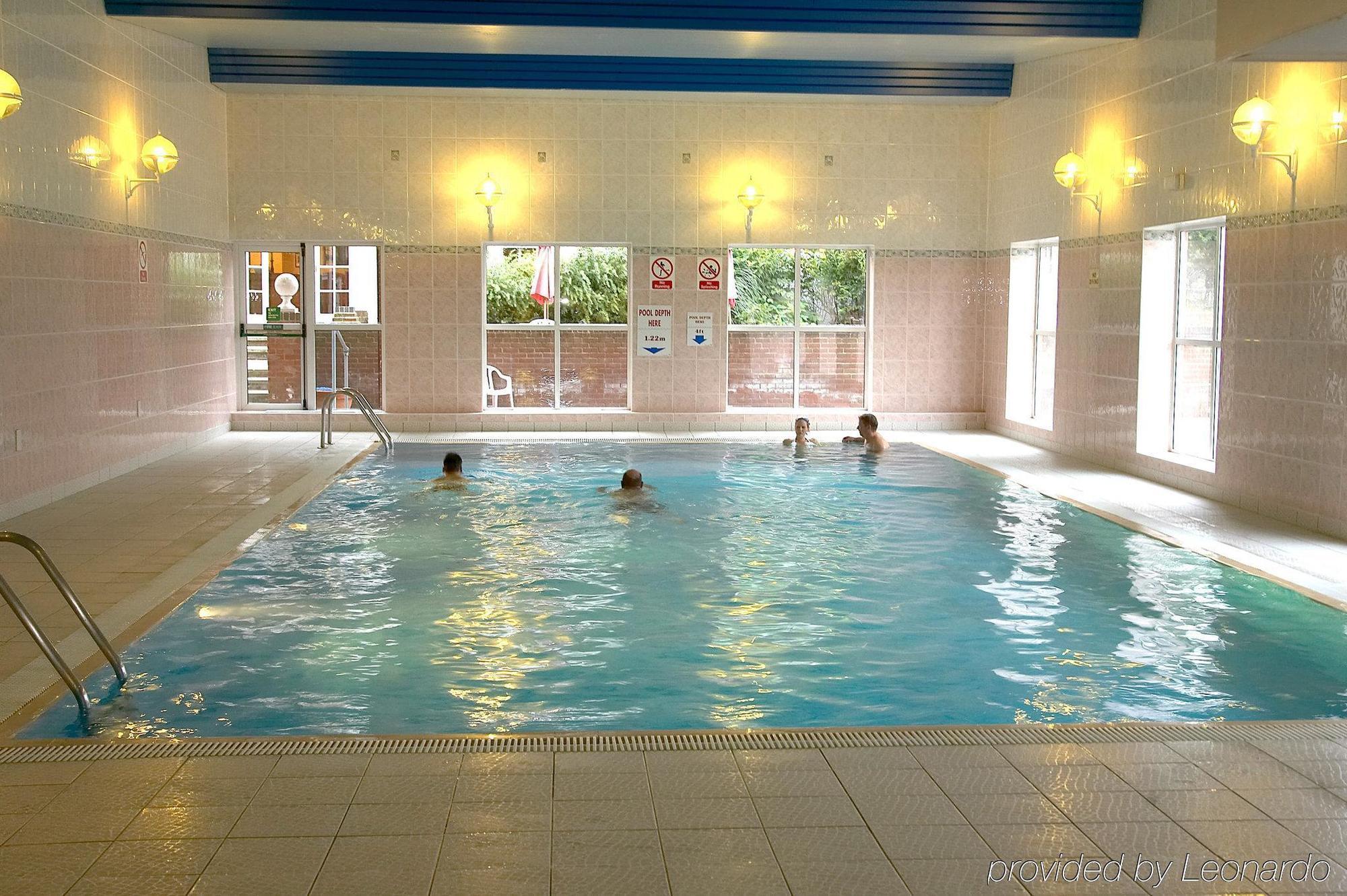Potters International Hotel 3*